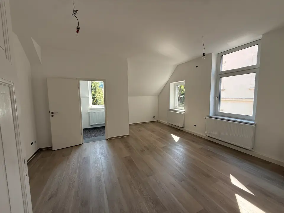 4 Zimmer Wohnung mit 130 m² in Wernigerode – Bild 1