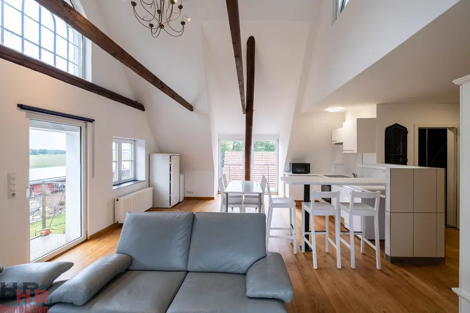 7 Zimmer Wohnung mit 140 m² in Bremen – Bild 2