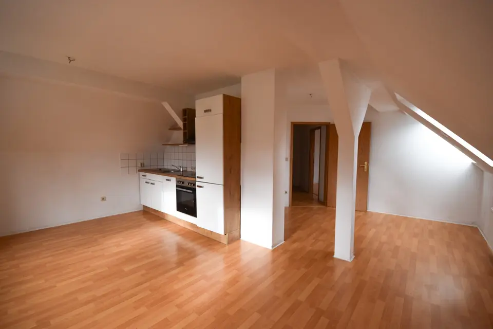 2 Zimmer Wohnung mit 70 m² in Zwickau – Bild 5