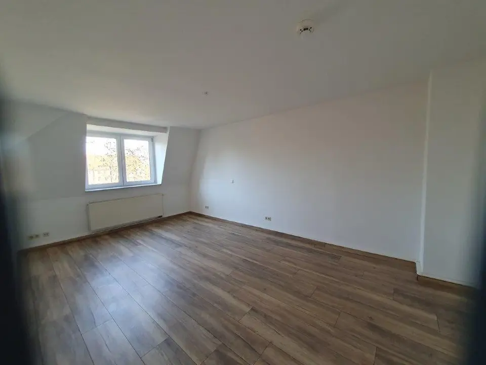 3 Zimmer Wohnung mit 125 m² in Halberstadt – Bild 2