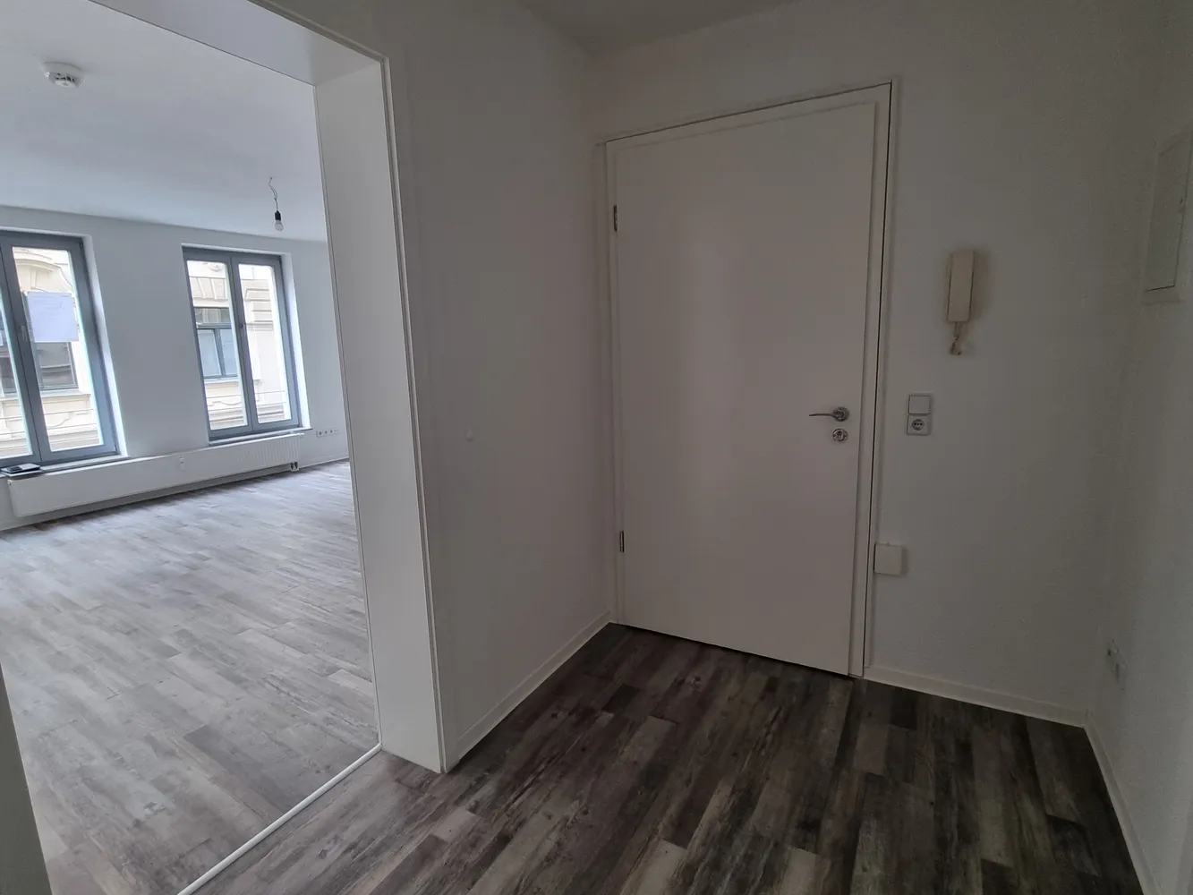 2 Zimmer Wohnung mit 65 m² in Halle (Saale) – Bild 4