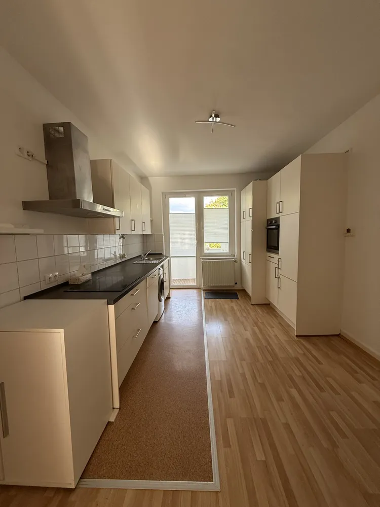 5 Zimmer Wohnung mit 125 m² in Düsseldorf – Bild 6