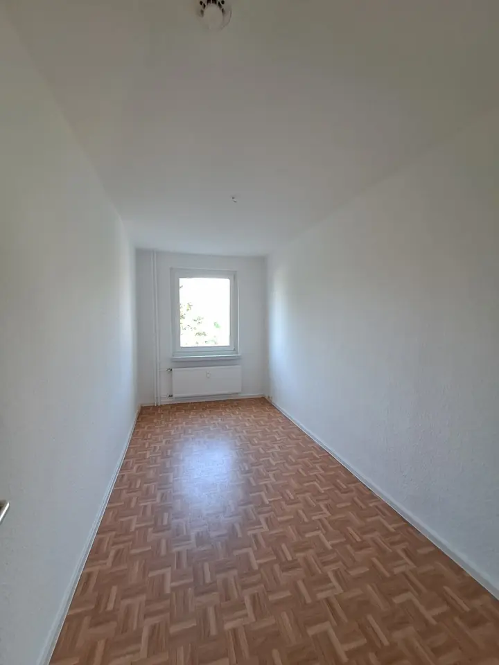 3 Zimmer Wohnung mit 60 m² in Halle (Saale) – Bild 2