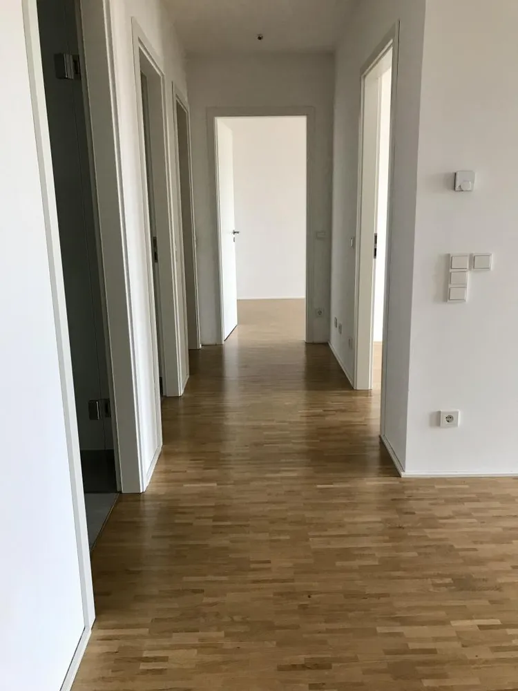 3 room apartment with 95 m² in Frankfurt am Main – Photo 3