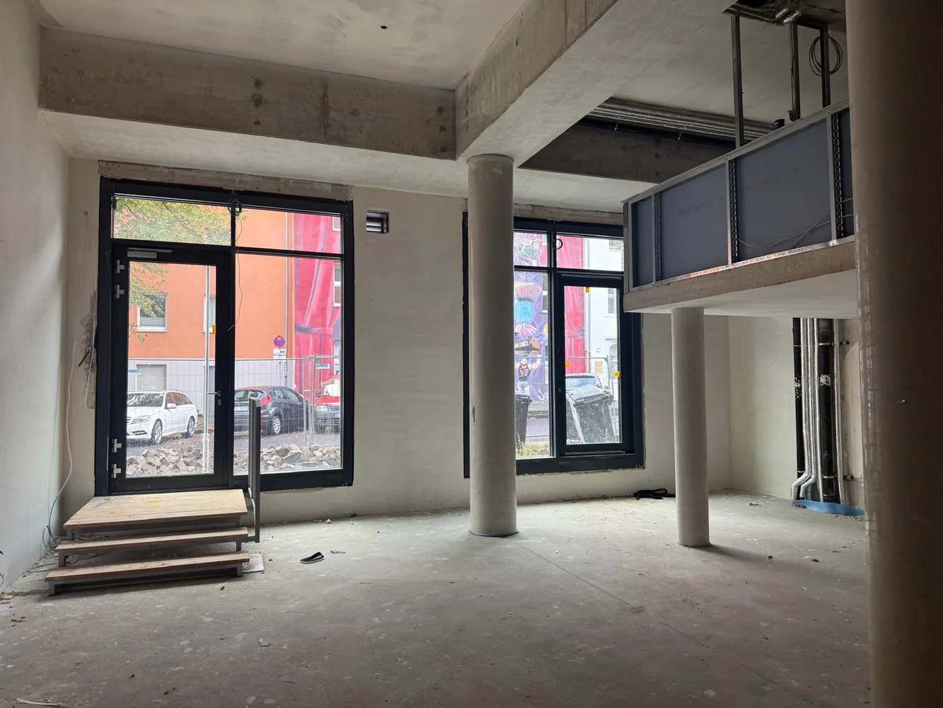 1 room apartment with 89 m² in Düsseldorf – Photo 2