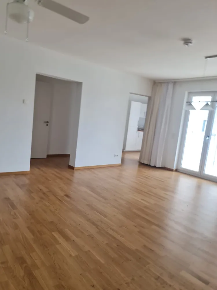 5 Zimmer Wohnung mit 145 m² in Frankfurt am Main – Bild 7