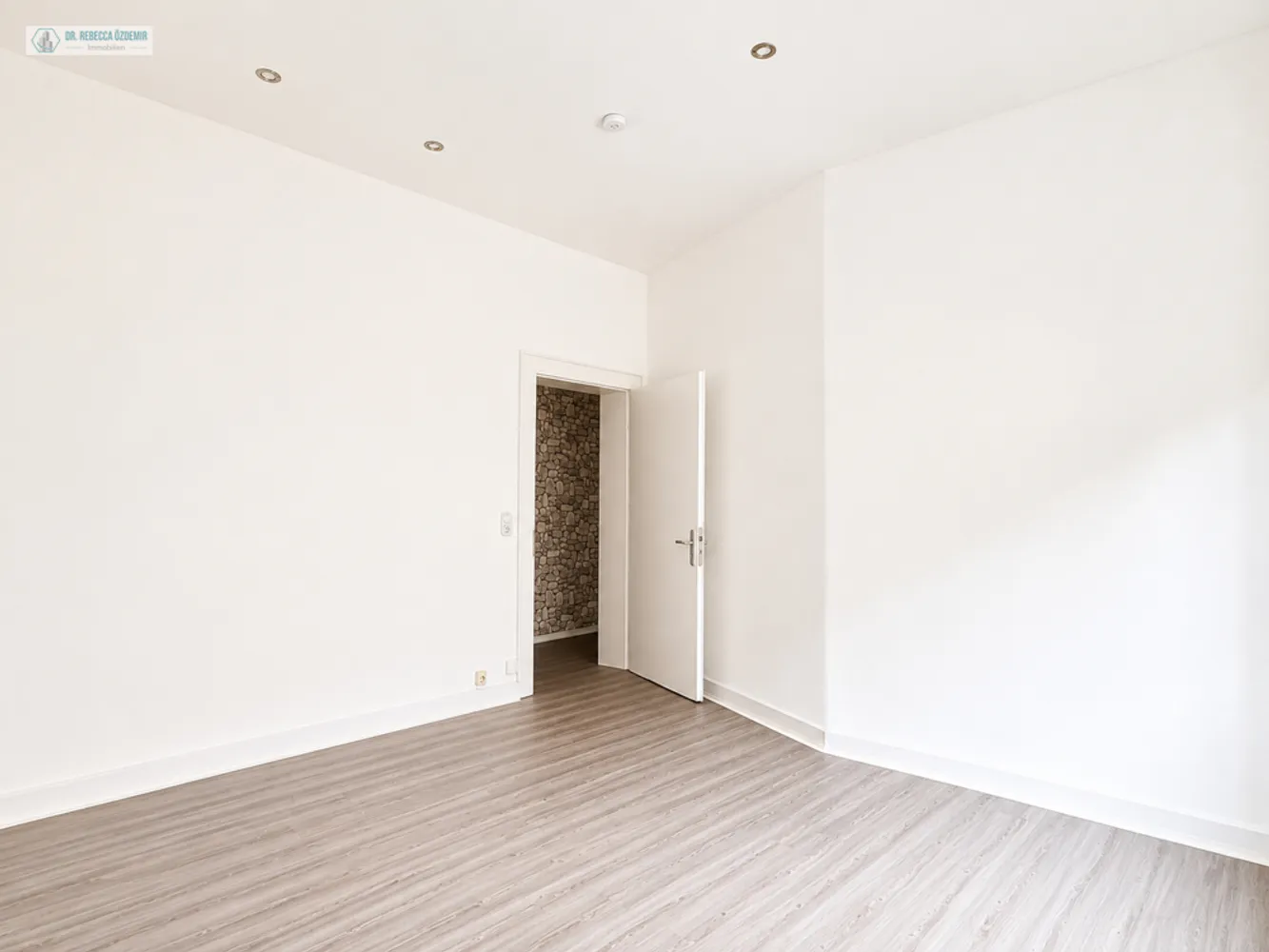 2 Zimmer Wohnung mit 60 m² in Duisburg – Bild 4
