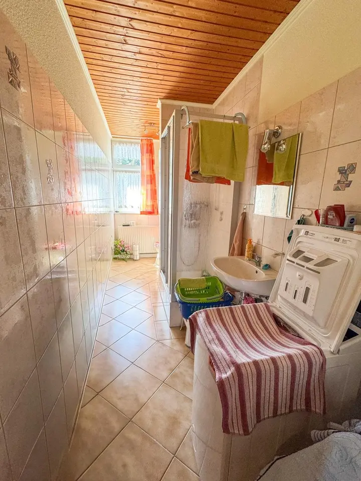 6 Zimmer Wohnung mit 115 m² in Aue-Bad Schlema – Bild 8