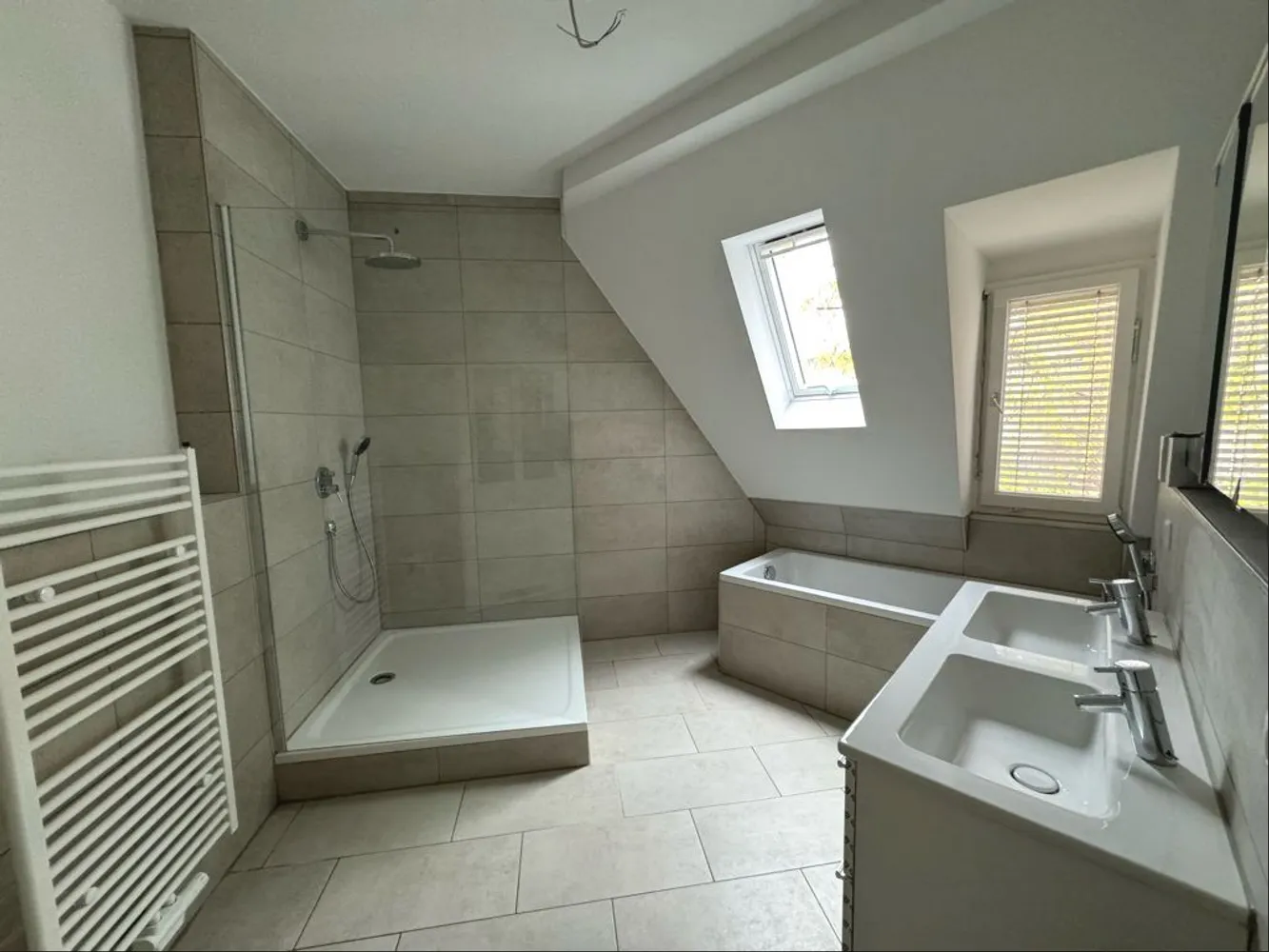 4 room apartment with 97 m² in Esslingen am Neckar – Photo 9
