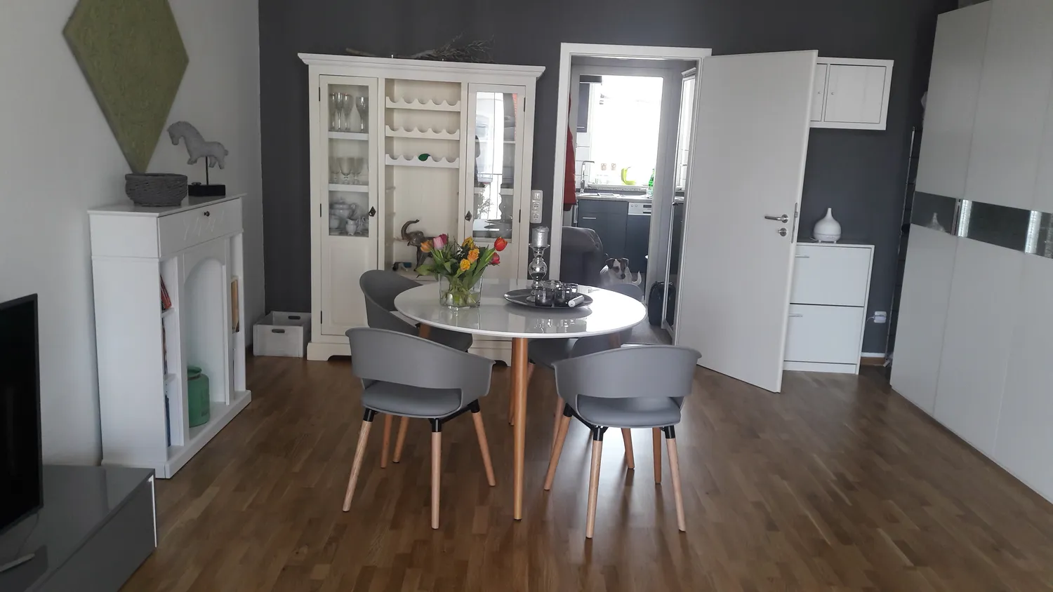 1 Zimmer Wohnung mit 42 m² in Köln – Bild 2
