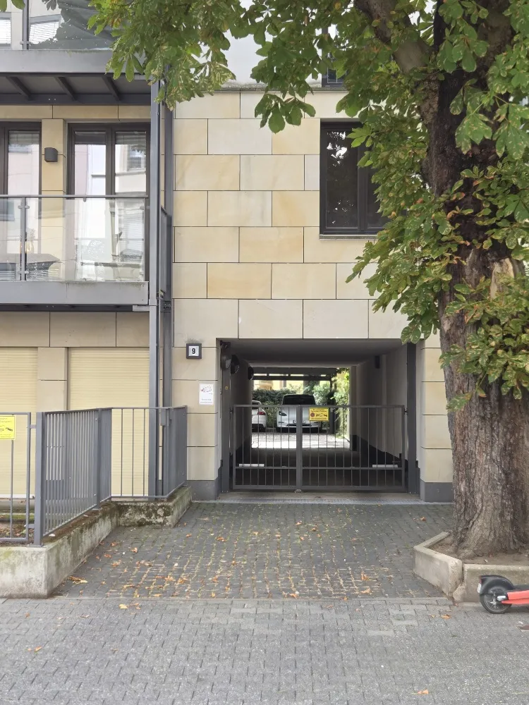 4 Zimmer Wohnung mit 210 m² in Frankfurt am Main – Bild 12