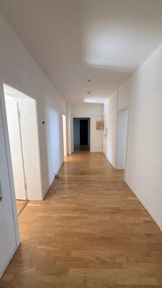 4 Zimmer Wohnung mit 138 m² in Düsseldorf – Bild 3