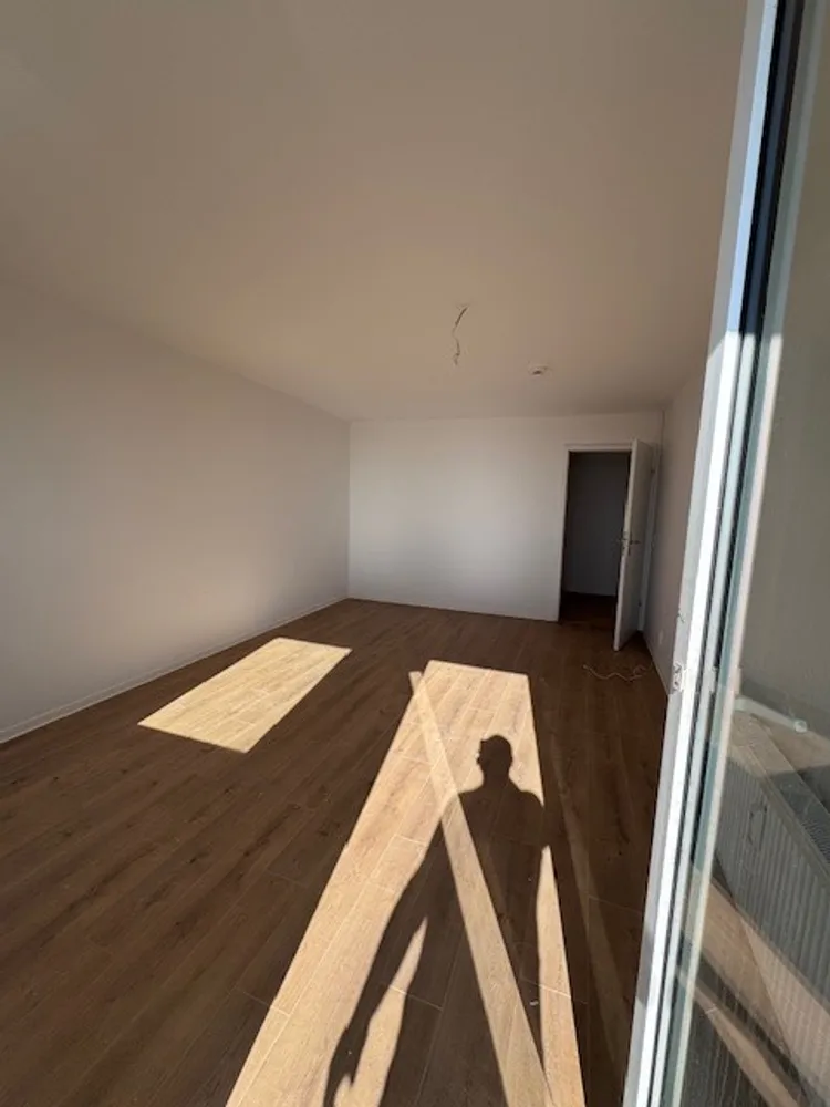 1 Zimmer Wohnung mit 100 m² in Magdeburg – Bild 2