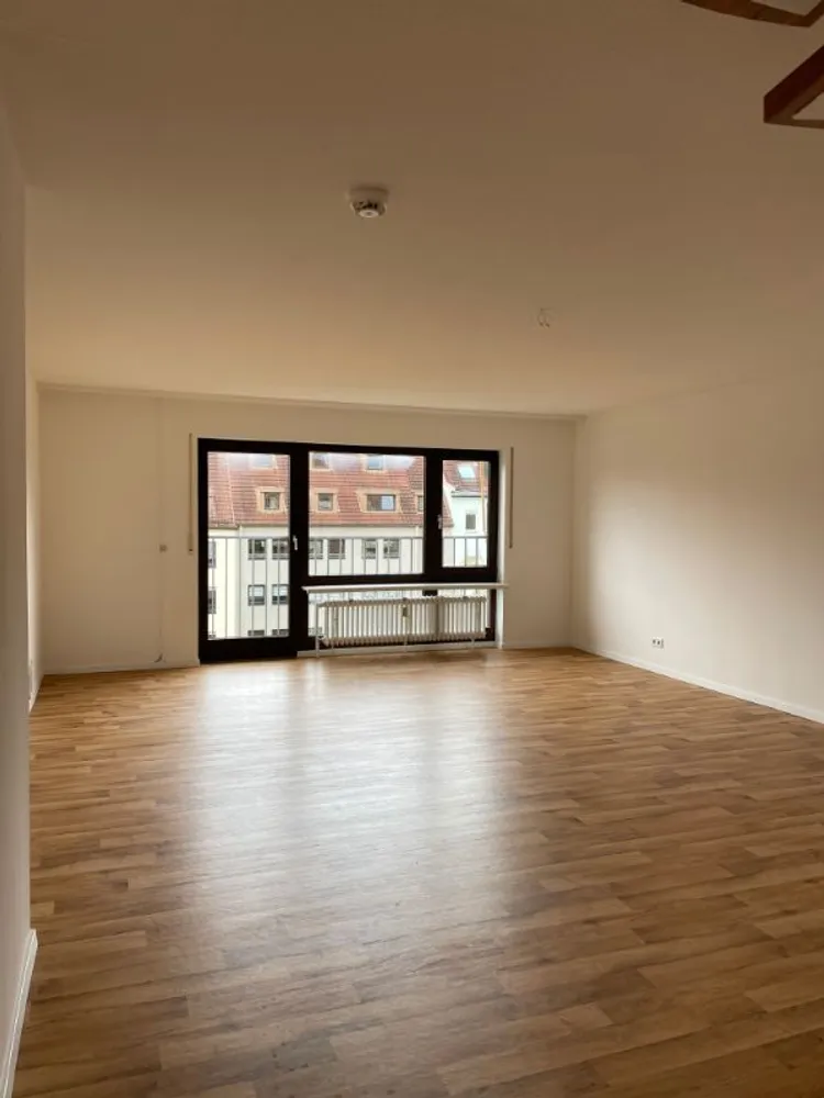 4 Zimmer Wohnung mit 138 m² in Nürnberg – Bild 3