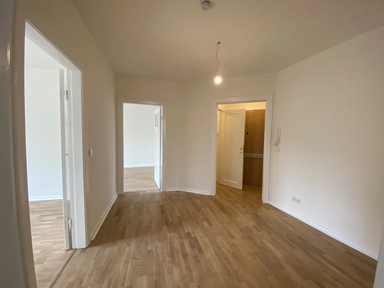 3 Zimmer Wohnung mit 85 m² in Hamburg – Bild 3