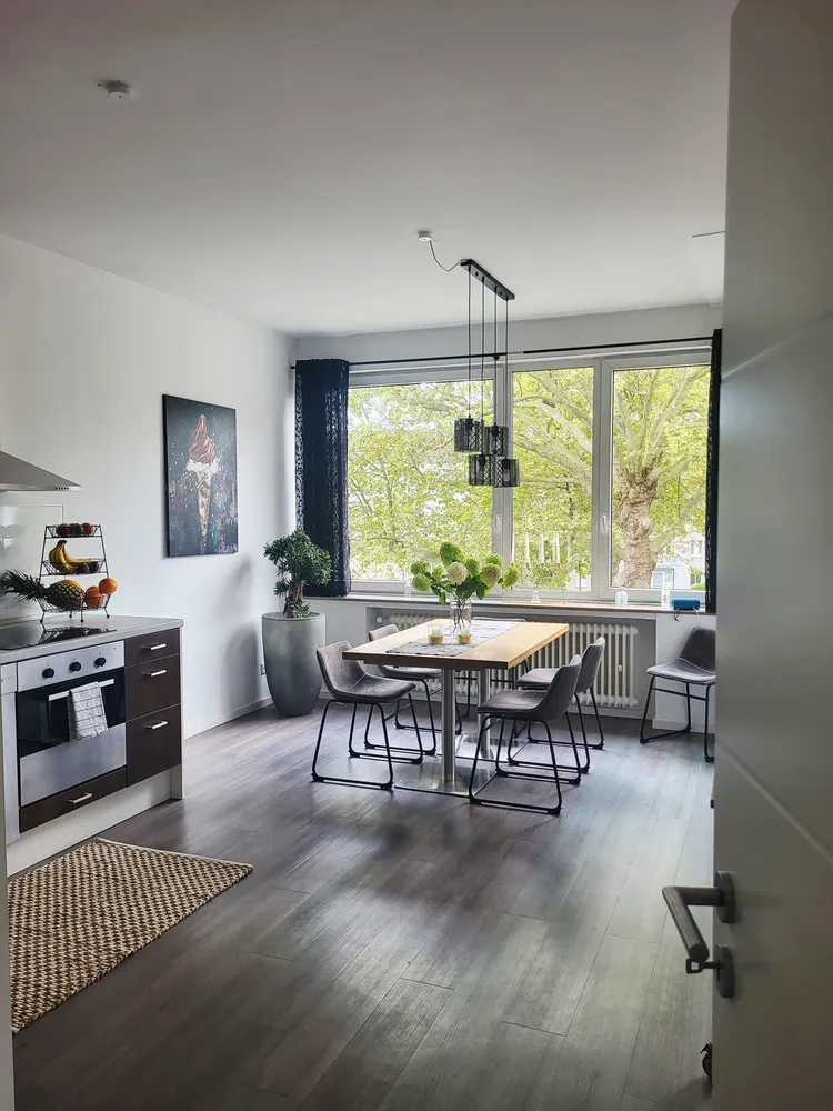 2 Zimmer Wohnung mit 82 m² in Düsseldorf – Bild 6
