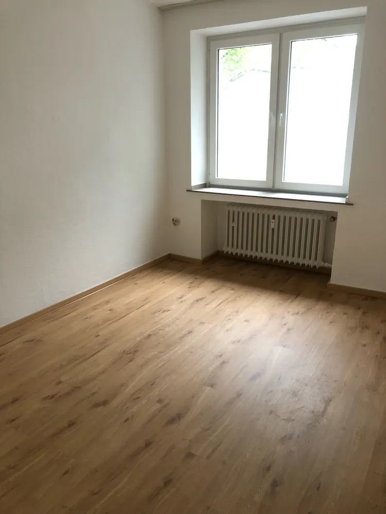 4 Zimmer Wohnung mit 99 m² in Düsseldorf – Bild 8