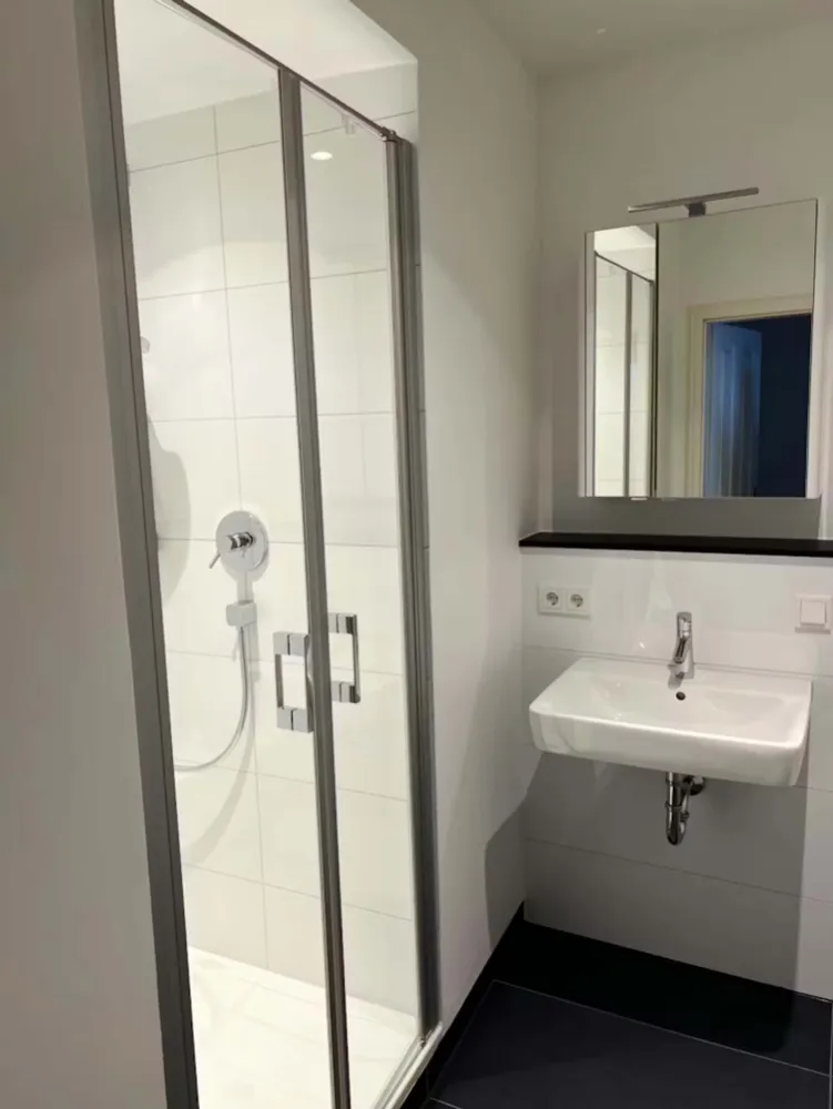 WG-Zimmer mit 30 m² in Frankfurt am Main – Bild 1