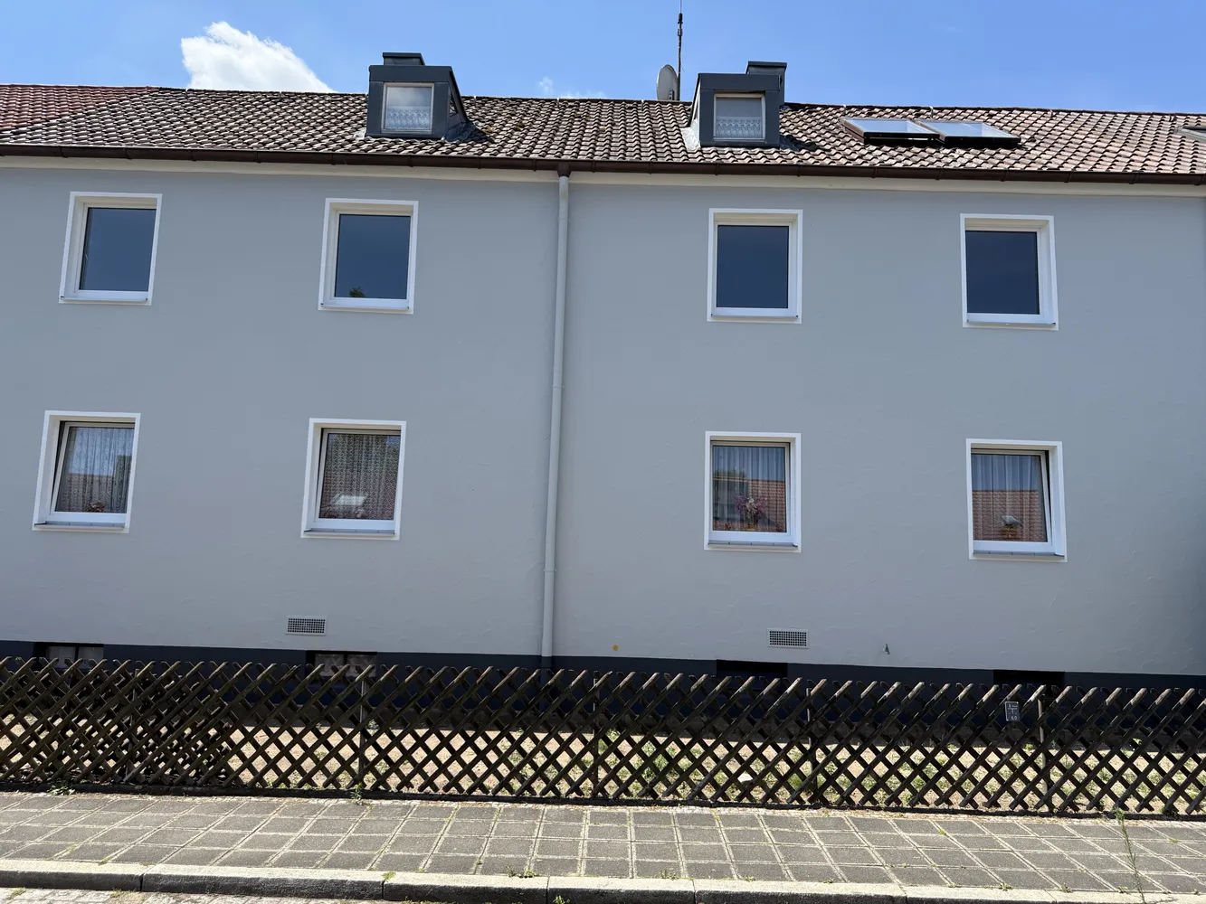 4 Zimmer Wohnung mit 66 m² in Nürnberg – Bild 2
