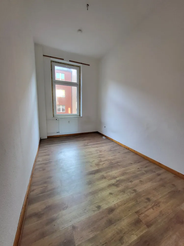 2 room apartment with 44 m² in Duisburg – Photo 2