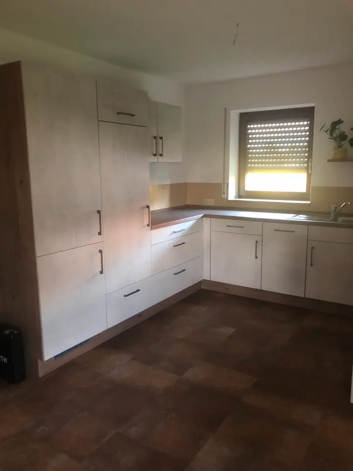 4 Zimmer Wohnung mit 80 m² in Karlsruhe – Bild 2