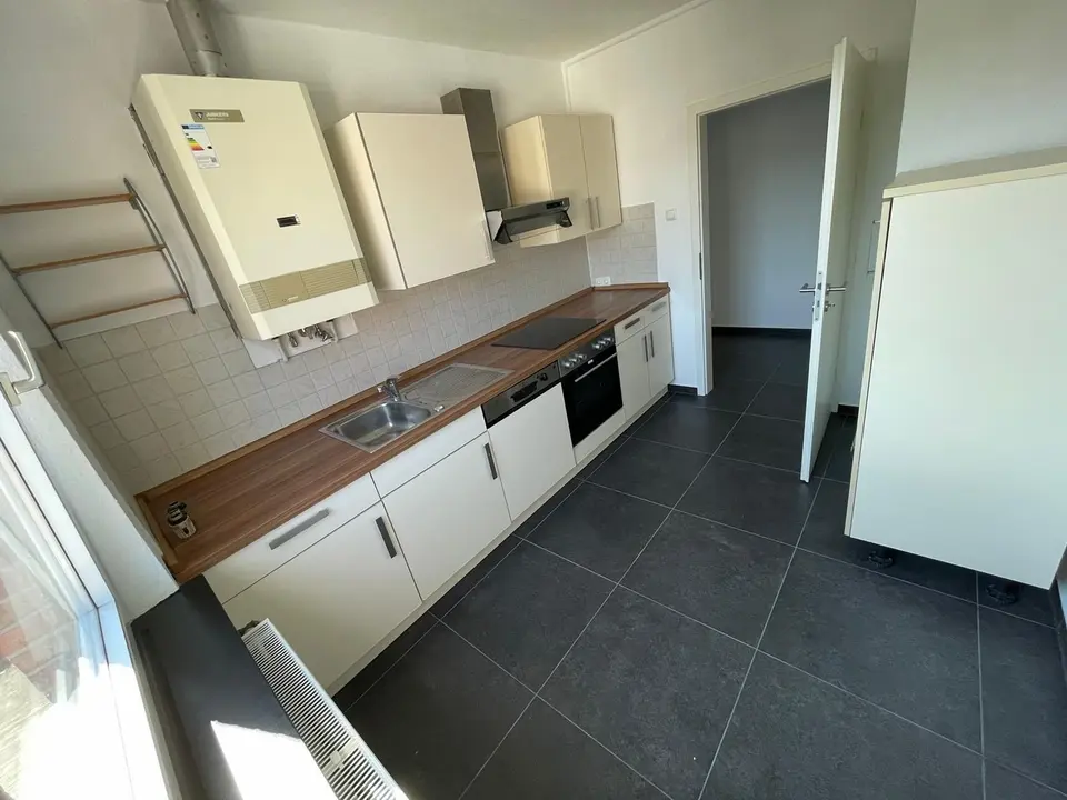 4 Zimmer Wohnung mit 75 m² in Wilhelmshaven – Bild 3