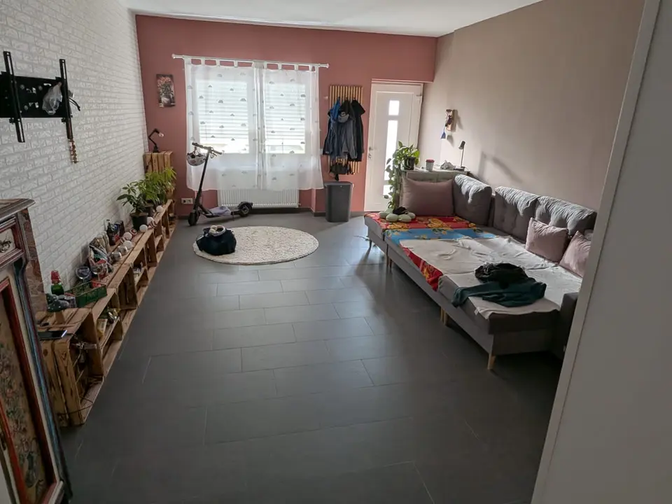 6 Zimmer Haus mit 130 m² in Saarbrücken – Bild 1
