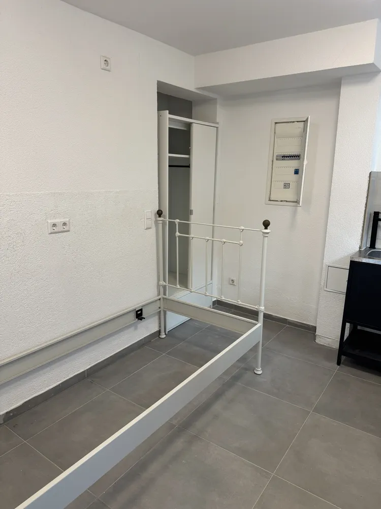 1 room apartment with 17 m² in Stuttgart – Photo 11
