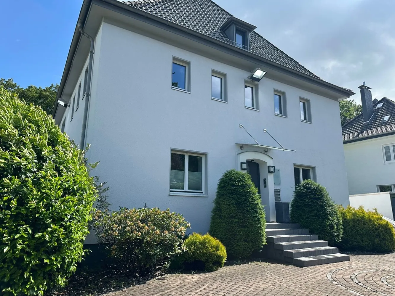6 Zimmer Wohnung mit 154 m² in Essen – Bild 3