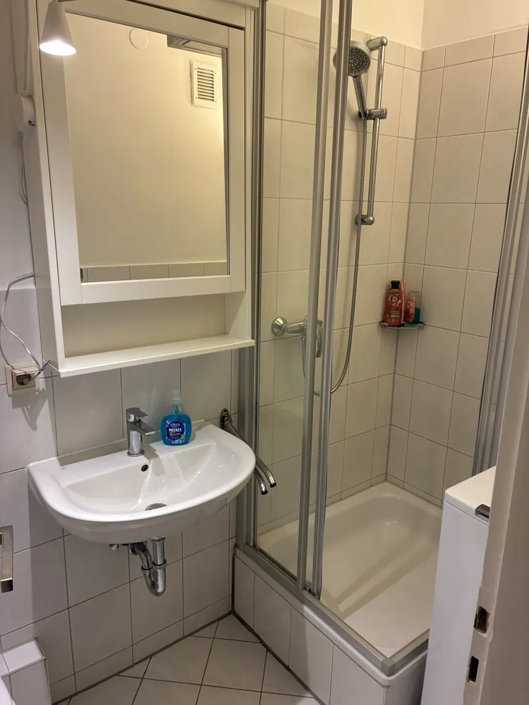 1 Zimmer Wohnung mit 38 m² in Köln – Bild 7