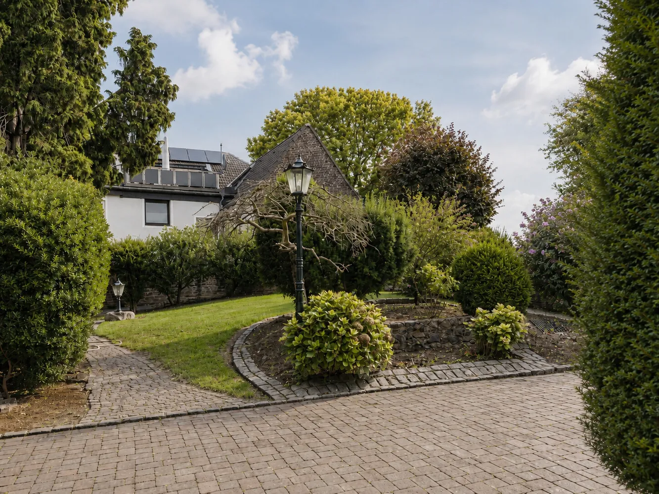 5 Zimmer Haus mit 190 m² in Duisburg – Bild 12