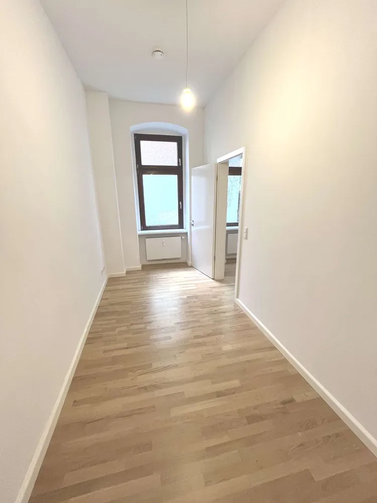 2 room apartment with 40 m² in Berlin – Photo 2