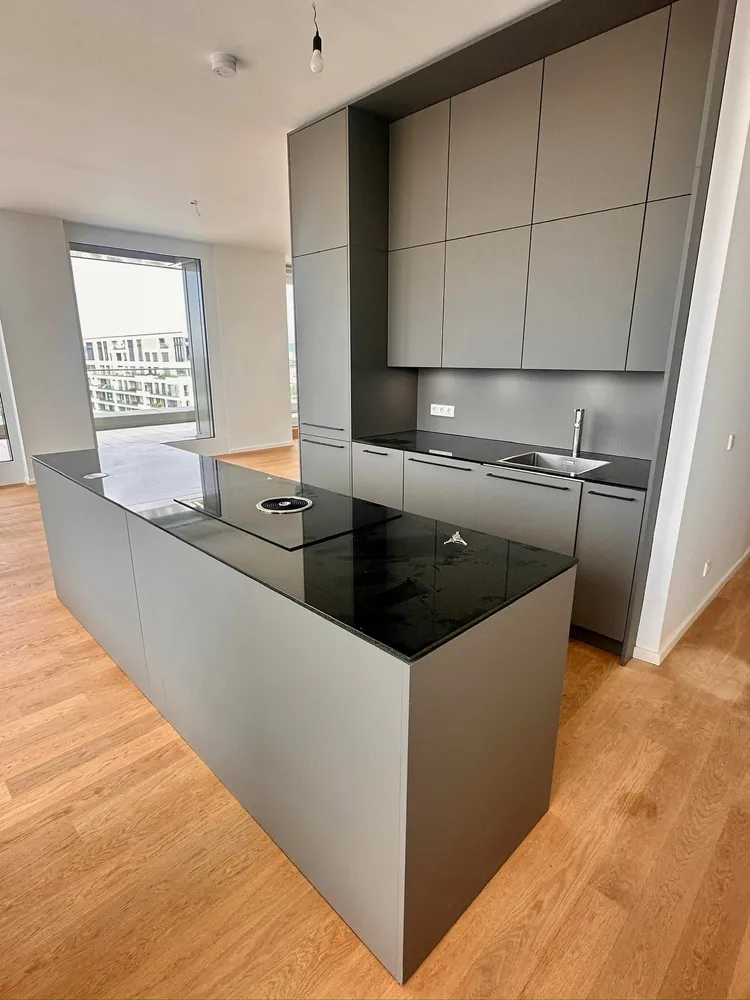4 Zimmer Wohnung mit 200 m² in Frankfurt am Main – Bild 4