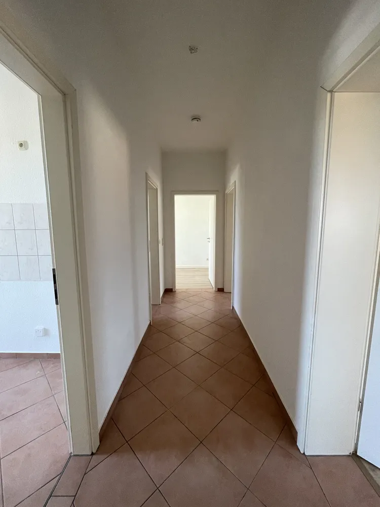 4 Zimmer Wohnung mit 88 m² in Magdeburg – Bild 1