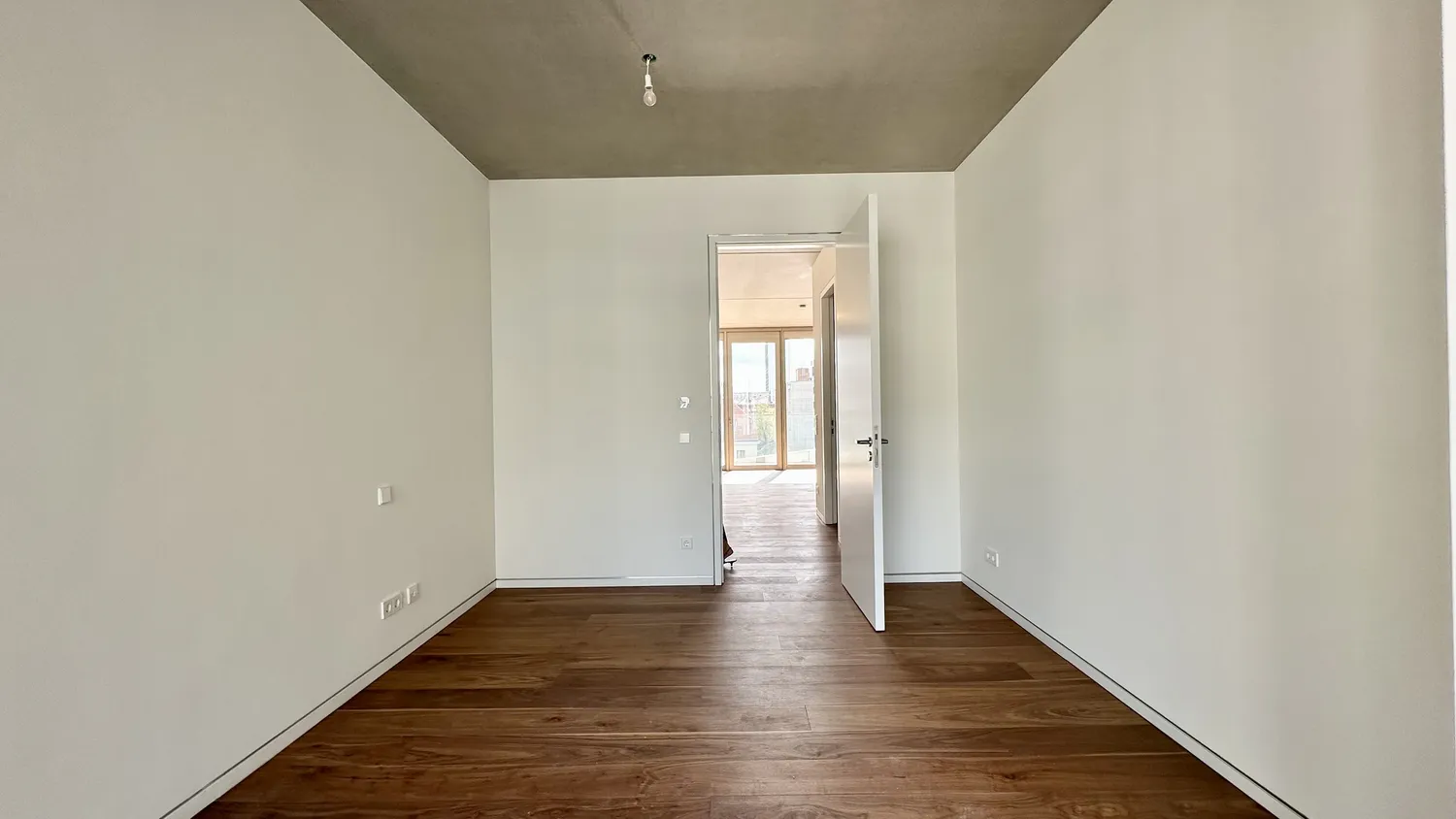 2 Zimmer Wohnung mit 83 m² in Berlin – Bild 12
