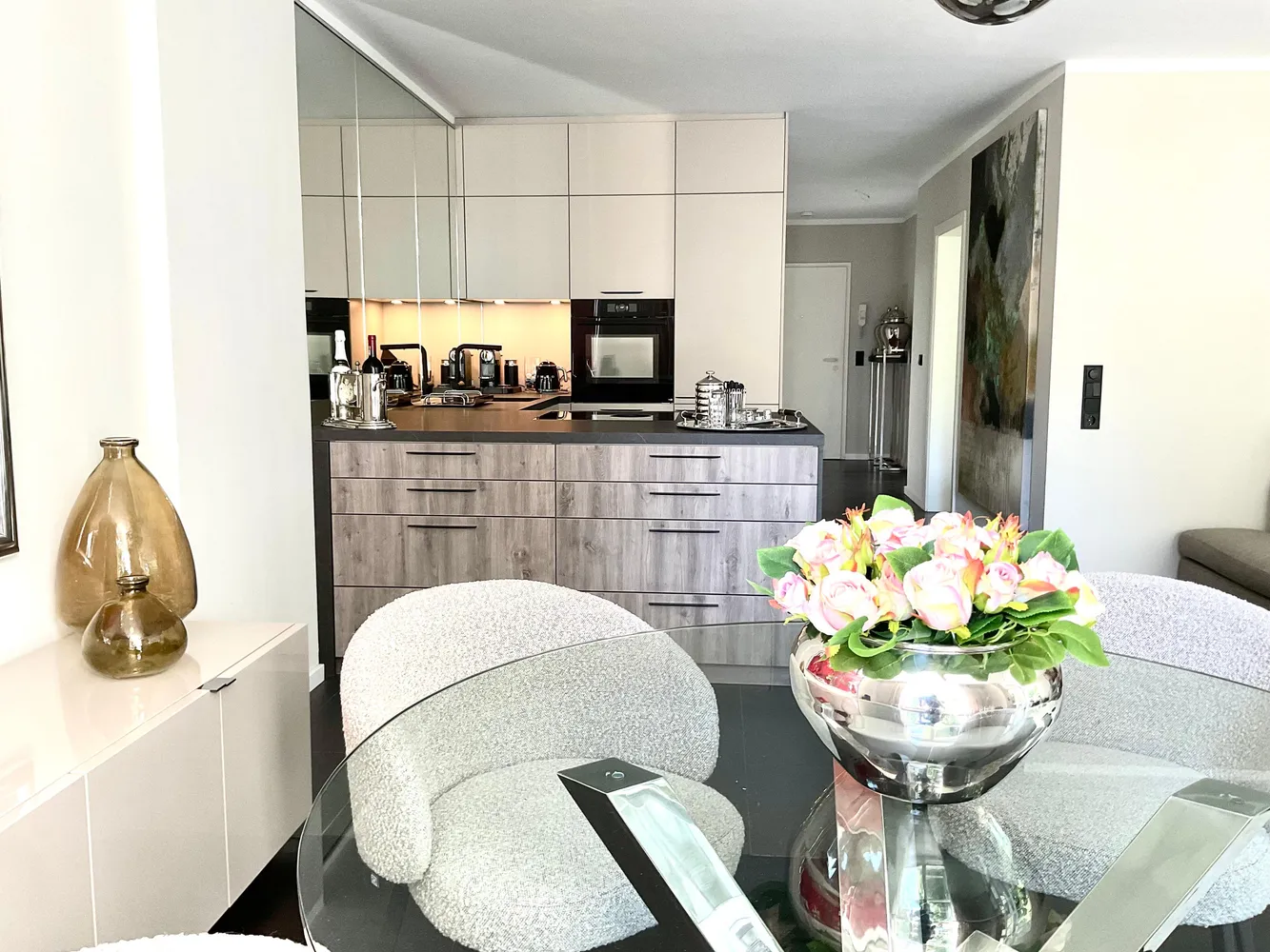 3 Zimmer Wohnung mit 85 m² in Wiesbaden – Bild 3