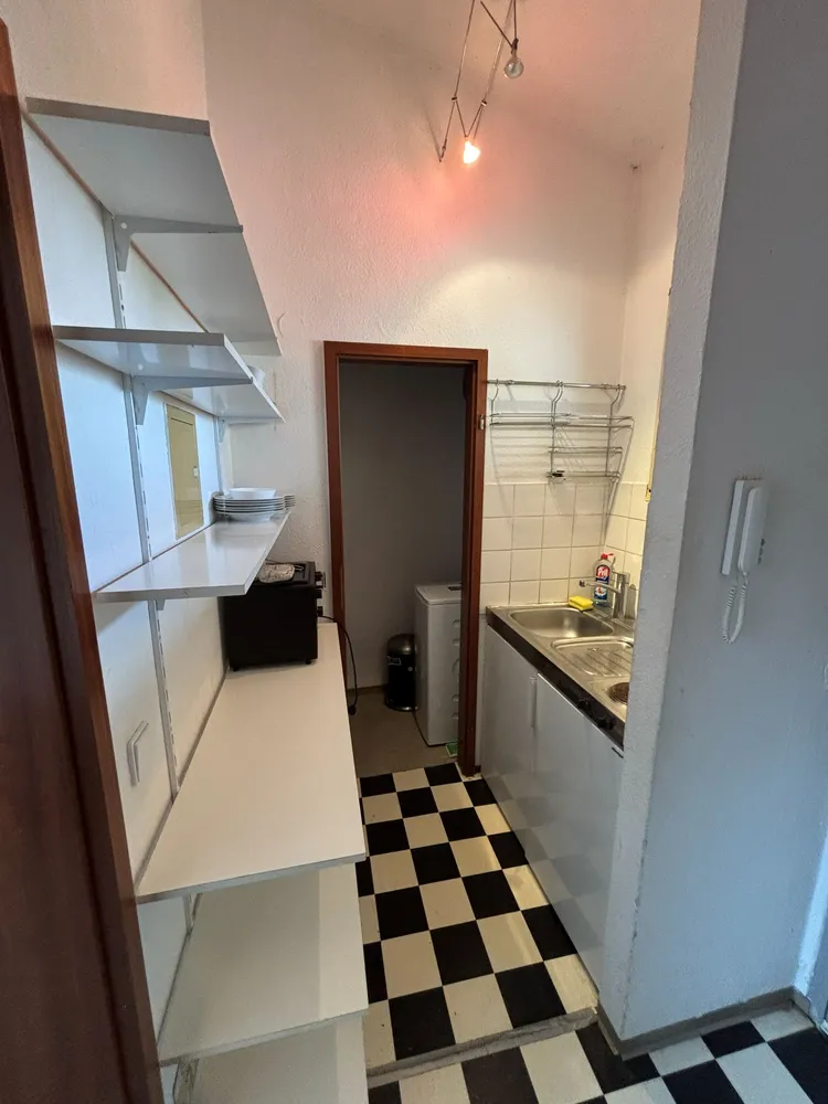 2 Zimmer Wohnung mit 35 m² in Karlsruhe – Bild 7