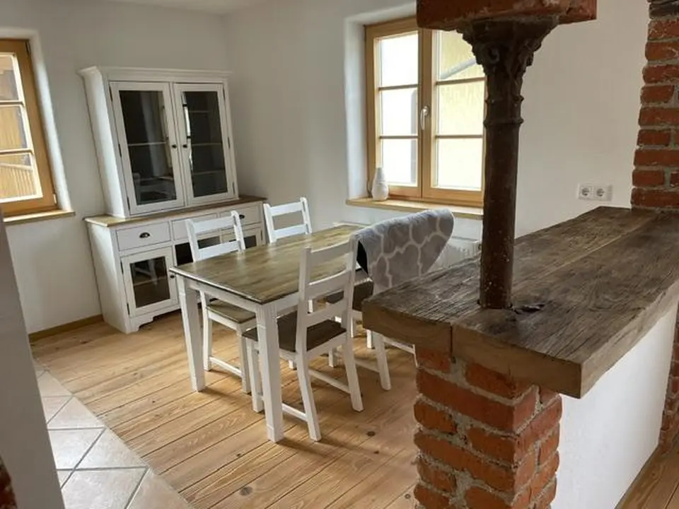 6 Zimmer Wohnung mit 131 m² in Traunstein – Bild 3