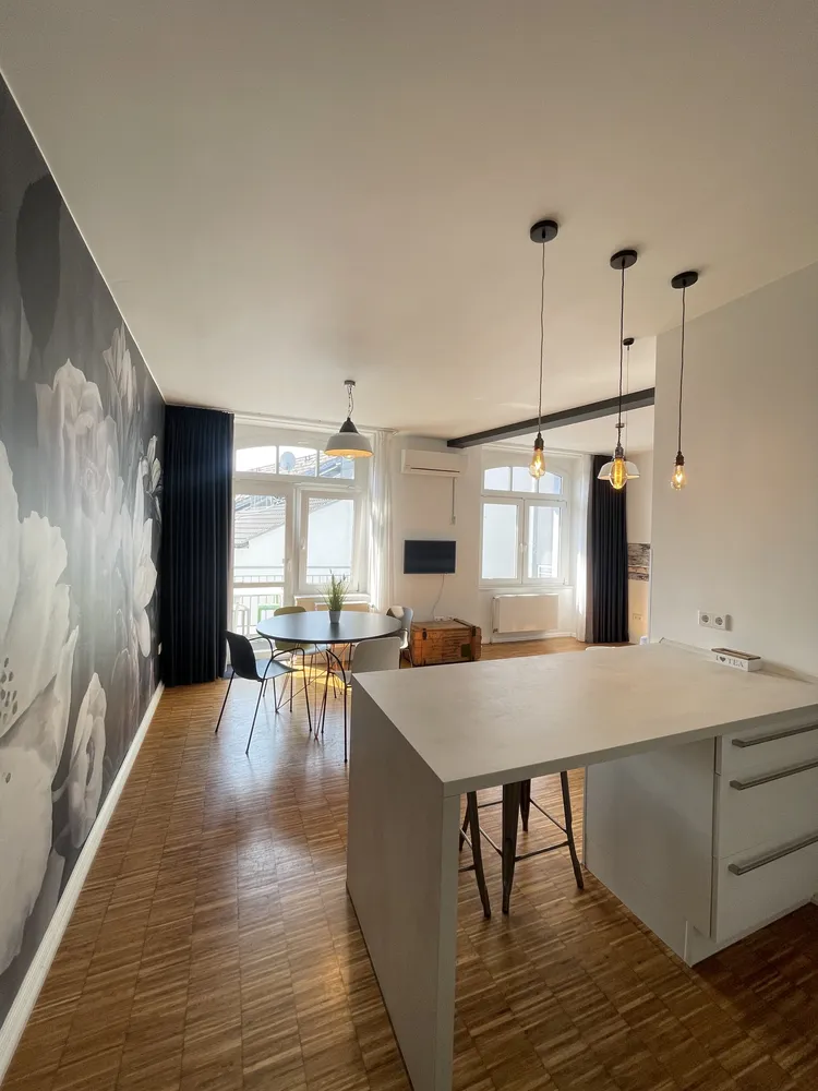 2 Zimmer Wohnung mit 60 m² in Düsseldorf – Bild 2