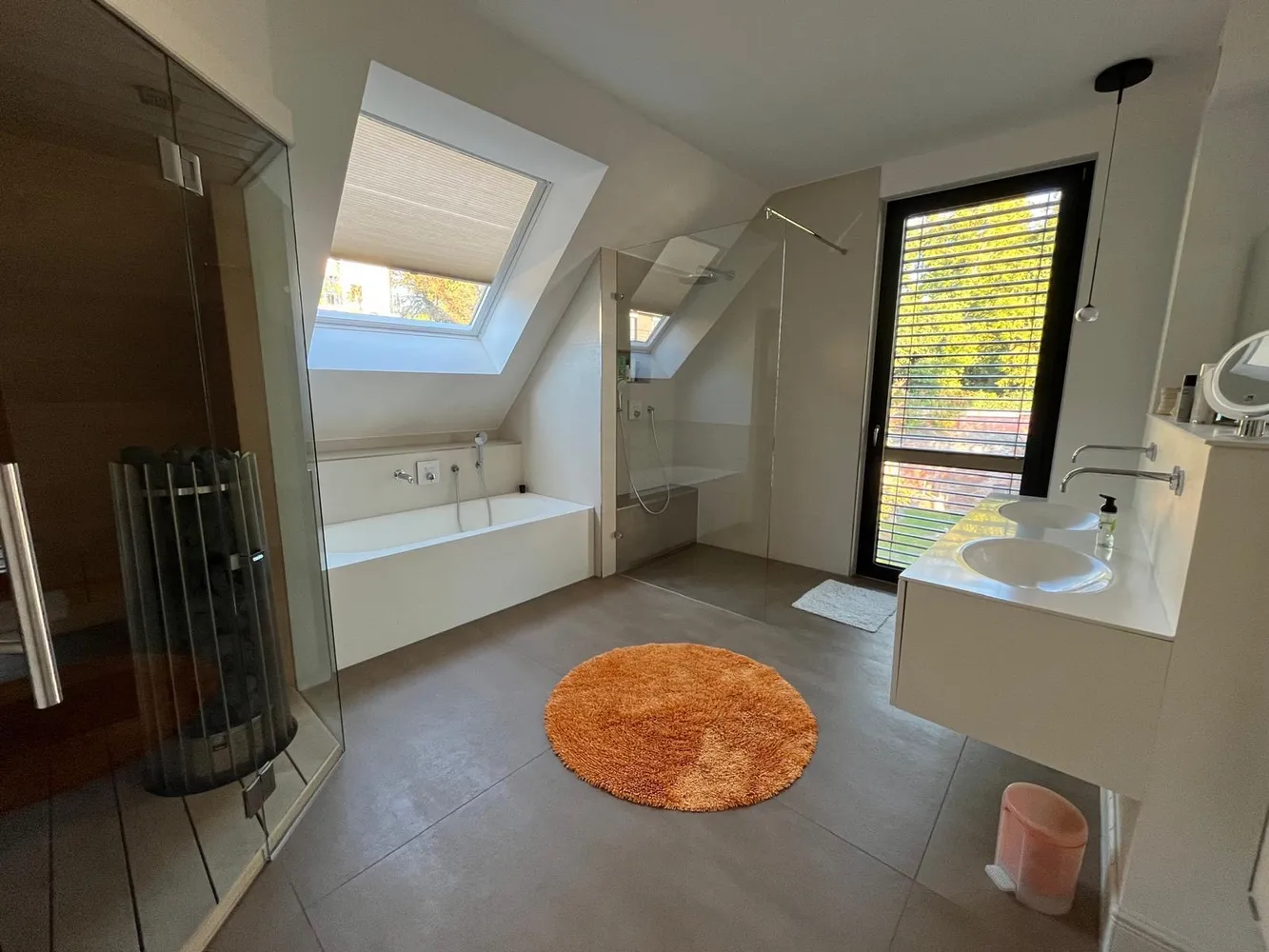 5 Zimmer Wohnung mit 217 m² in Neu-Ulm – Bild 7