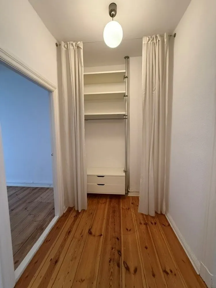 3 Zimmer Wohnung mit 103 m² in Berlin – Bild 2