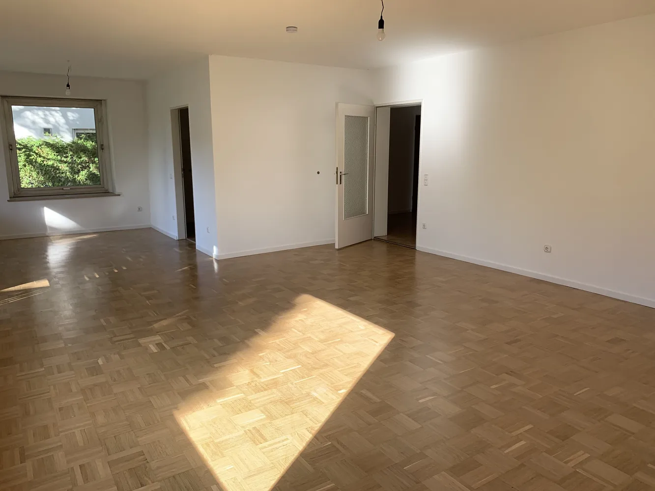 4 Zimmer Wohnung mit 96 m² in München – Bild 1
