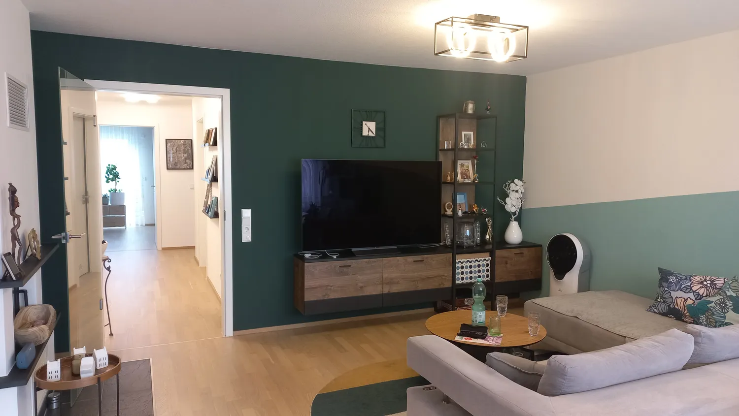3 Zimmer Wohnung mit 94 m² in Wiesbaden – Bild 2