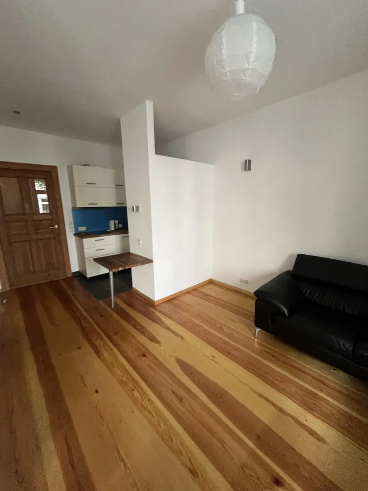 2 room apartment with 35 m² in Berlin – Photo 3