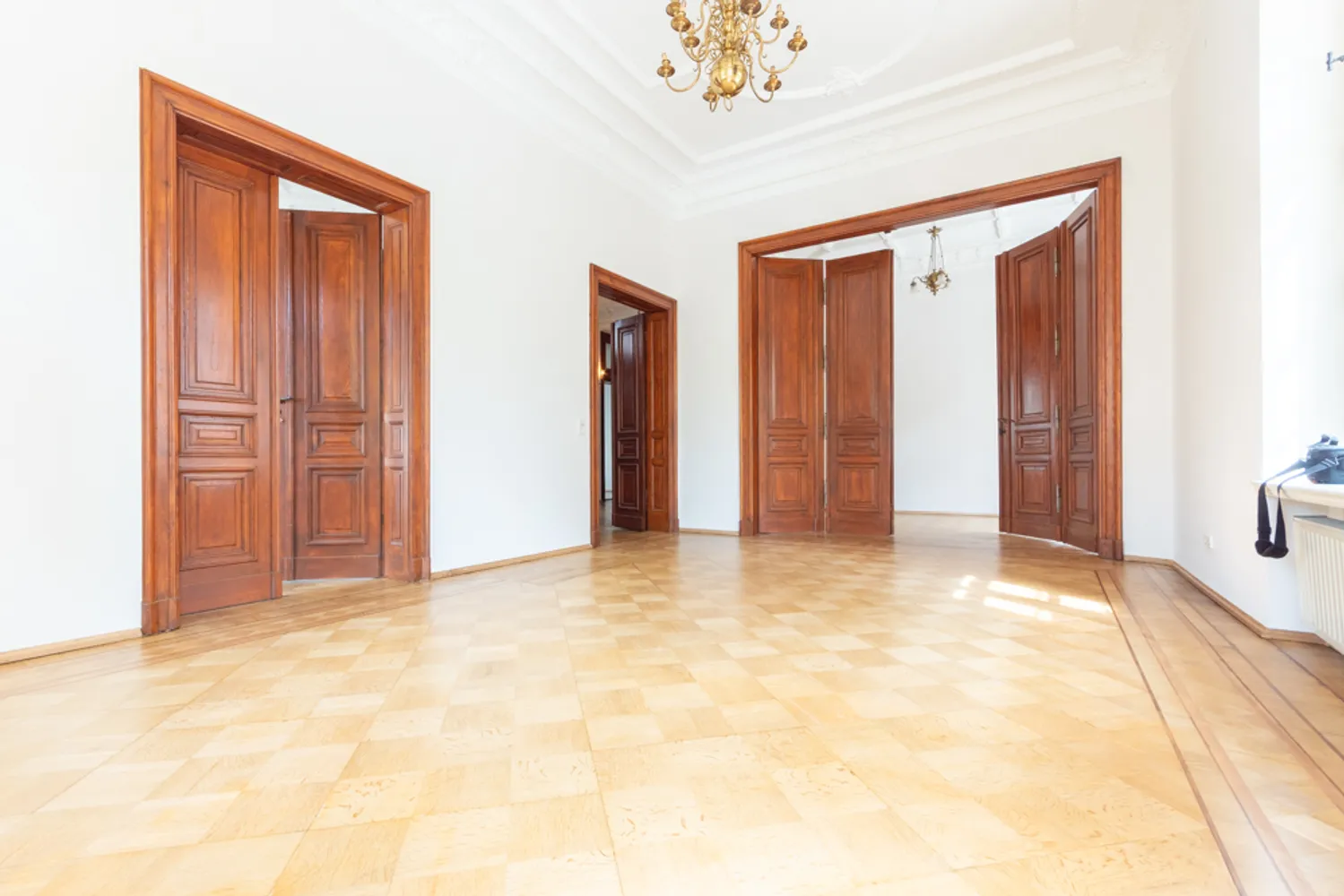 6 Zimmer Wohnung mit 180 m² in Leipzig – Bild 4
