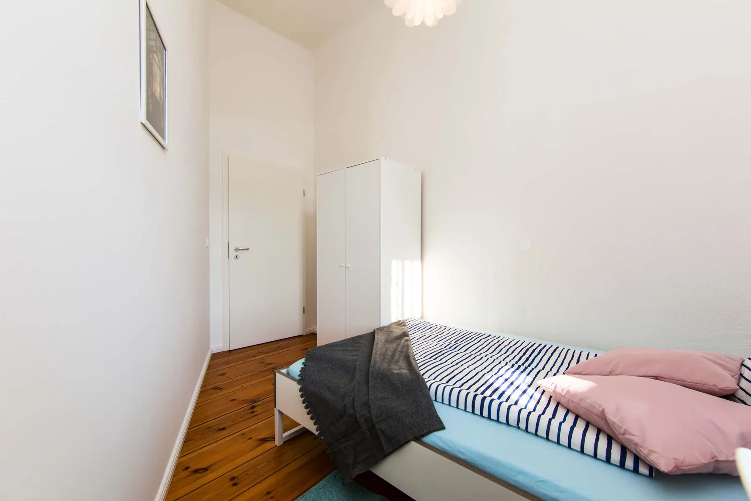 Shared room with 10 m² in Berlin – Photo 7