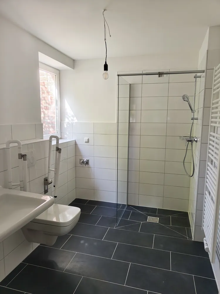 2 Zimmer Wohnung mit 70 m² in Kiel – Bild 2
