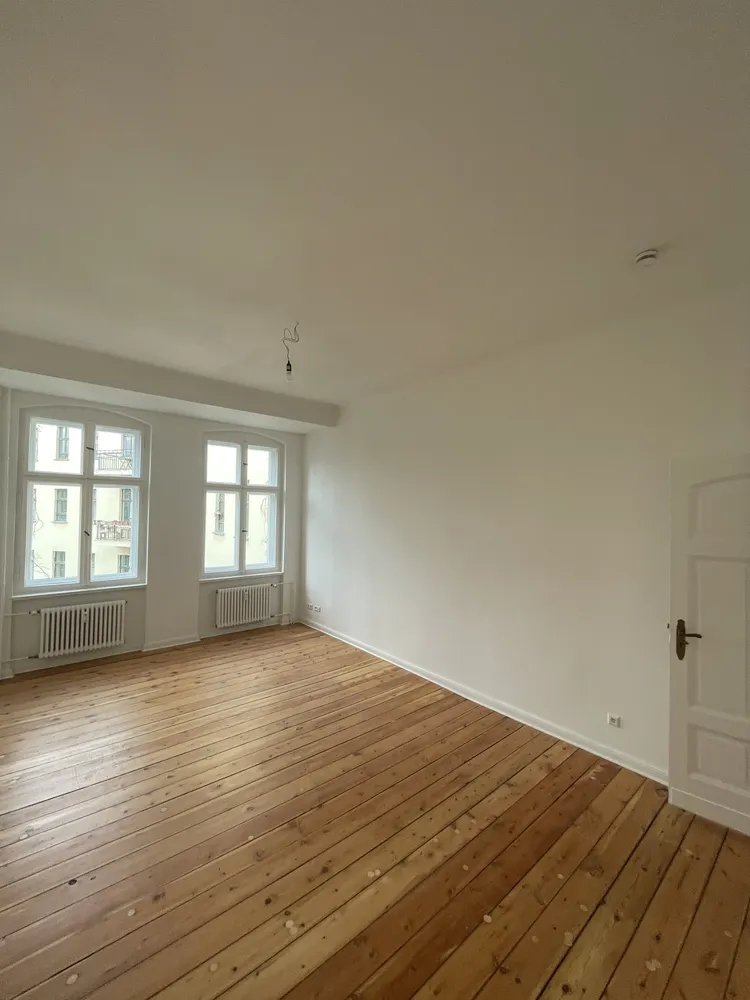 2 Zimmer Wohnung mit 87 m² in Berlin – Bild 1