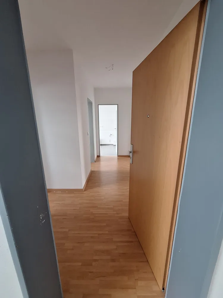 2 Zimmer Wohnung mit 75 m² in Langenfeld – Bild 4