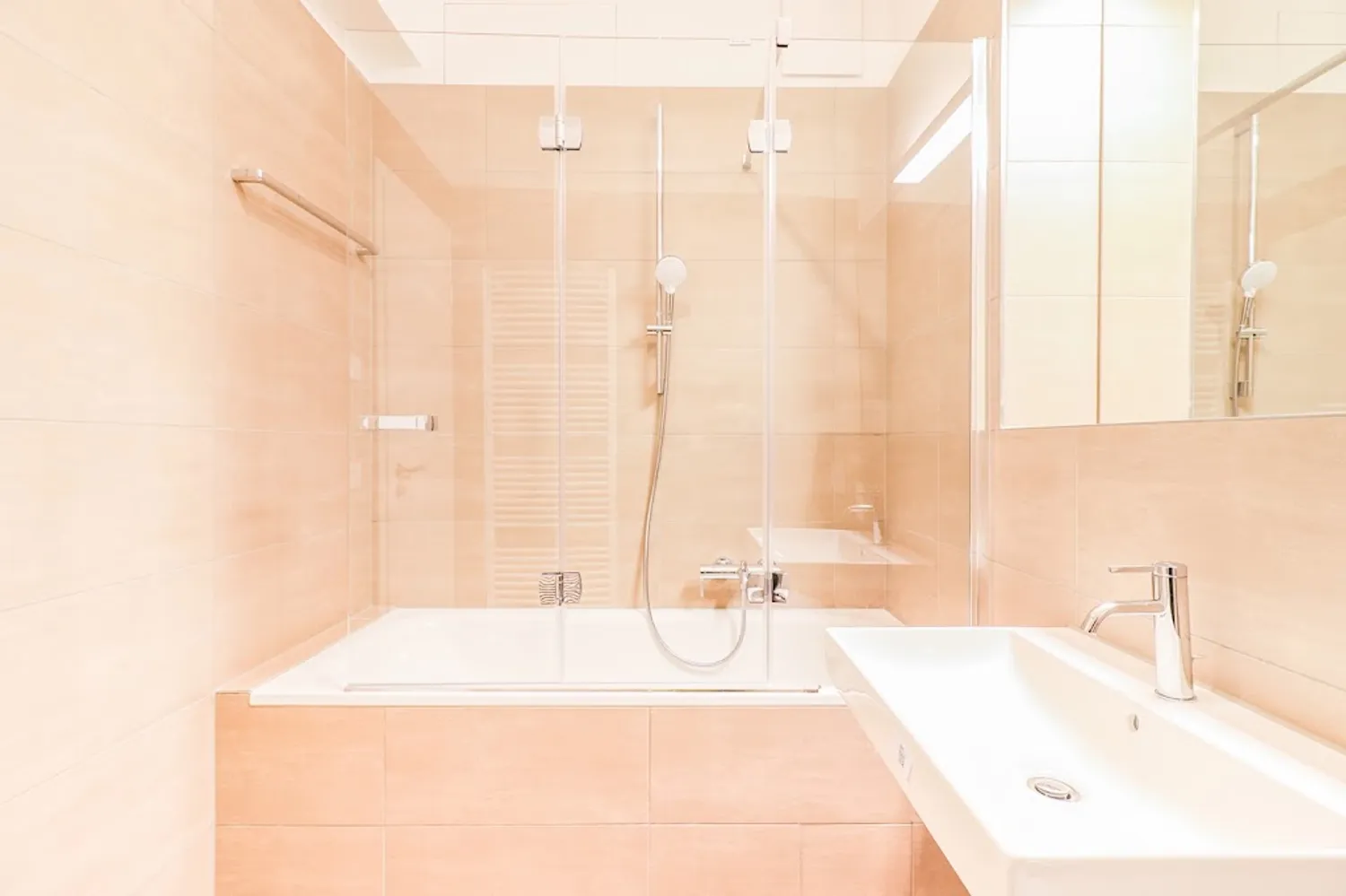 2 Zimmer Wohnung mit 68 m² in Frankfurt am Main – Bild 9